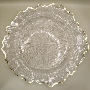 Plastic clear base plate with gold wavy edge