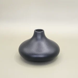 Small black ceramic flower vase - 5.5cm