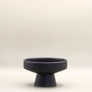 Wide black ceramic flower vase - 7.8cm