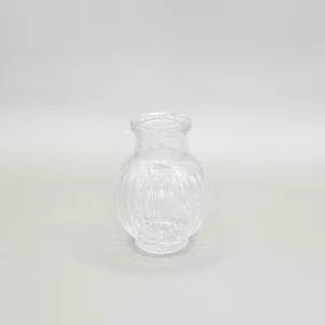 Small clear glass flower vase - 6.8cm