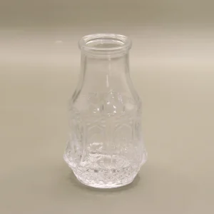 Small clear glass flower vase - 8cm