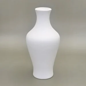 Small white ceramic flower vase - 12cm